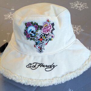 NWT Ed Hardy Womens Velour Sherpa Lined Bucket Hat Off White NWT